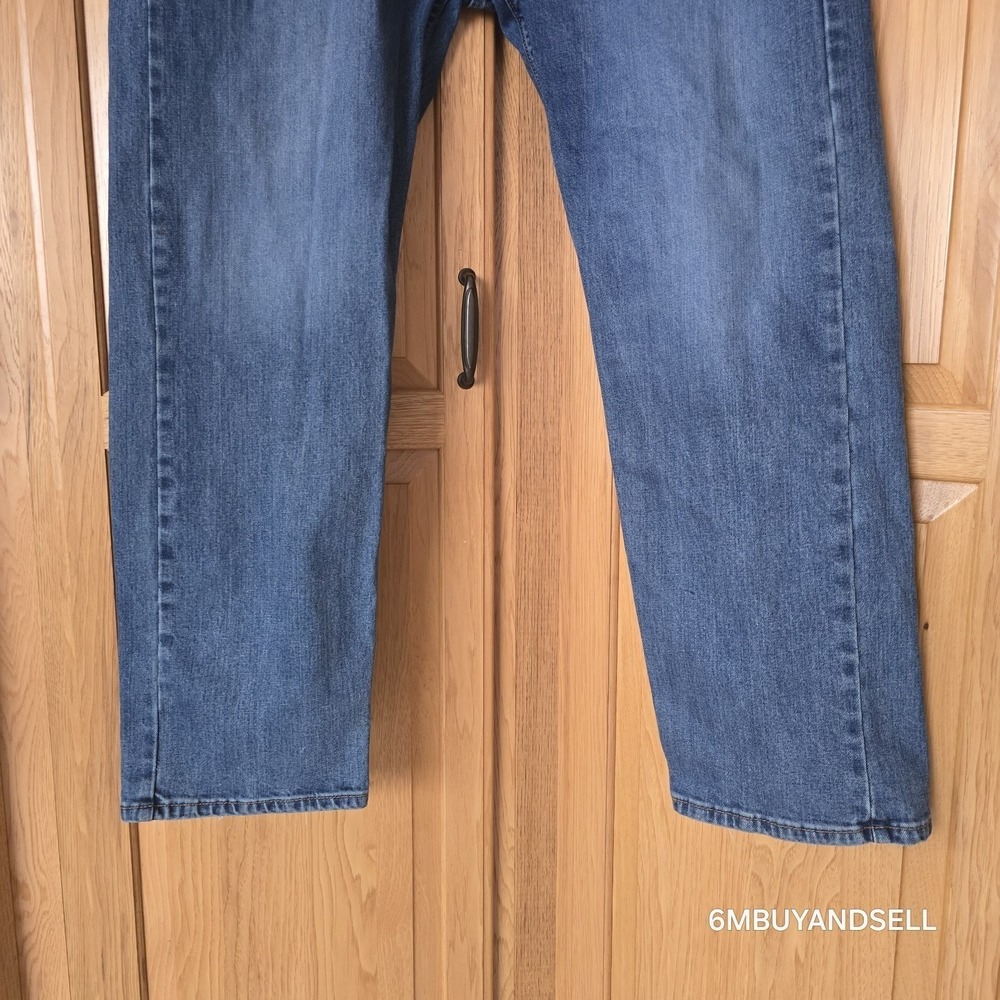 Levis 505 Regular Fit Straight Leg Jeans Mens 42x32 Medium Wash Blue 00505-1649 - Picture 15 of 16